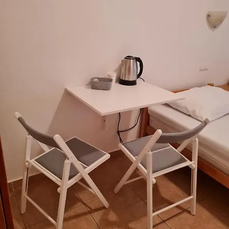 And Niki 2 Apartamento