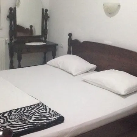 Apartment Apartments And Rooms Niki 2 *