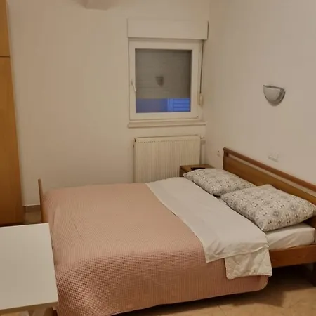 Apartments And Rooms Niki 2 Apartment