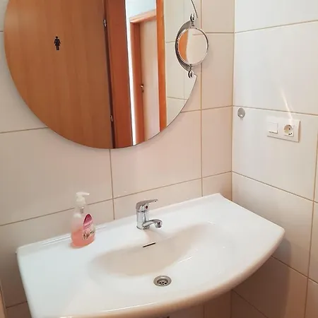Apartments And Rooms Niki 2 * Kastela